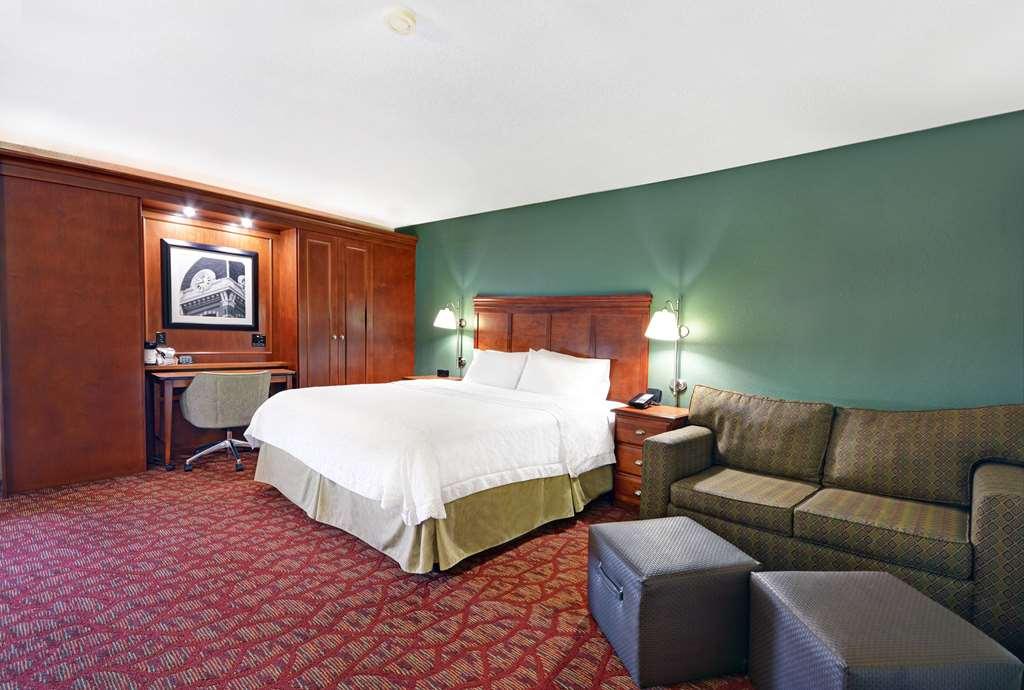 Hampton Inn Athens Rum bild
