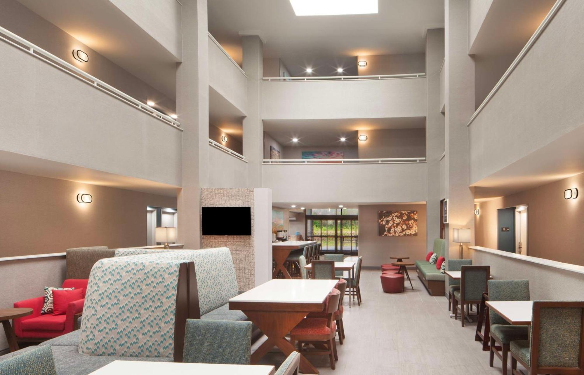 Hampton Inn Athens Exteriör bild